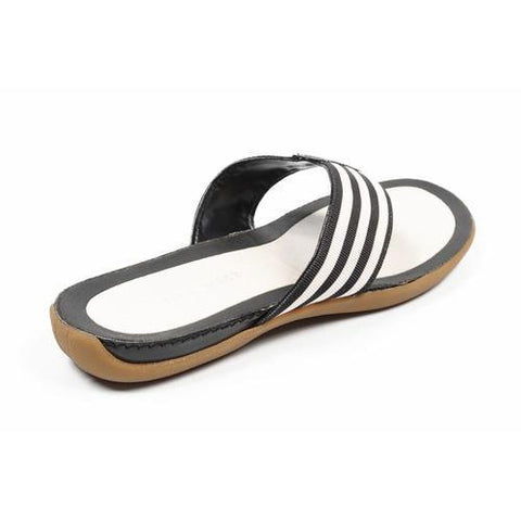 Multicolor 5.5 US - 36 EUR Nine West Womens Flat Sandal NWDELAKAS NATBK BLK